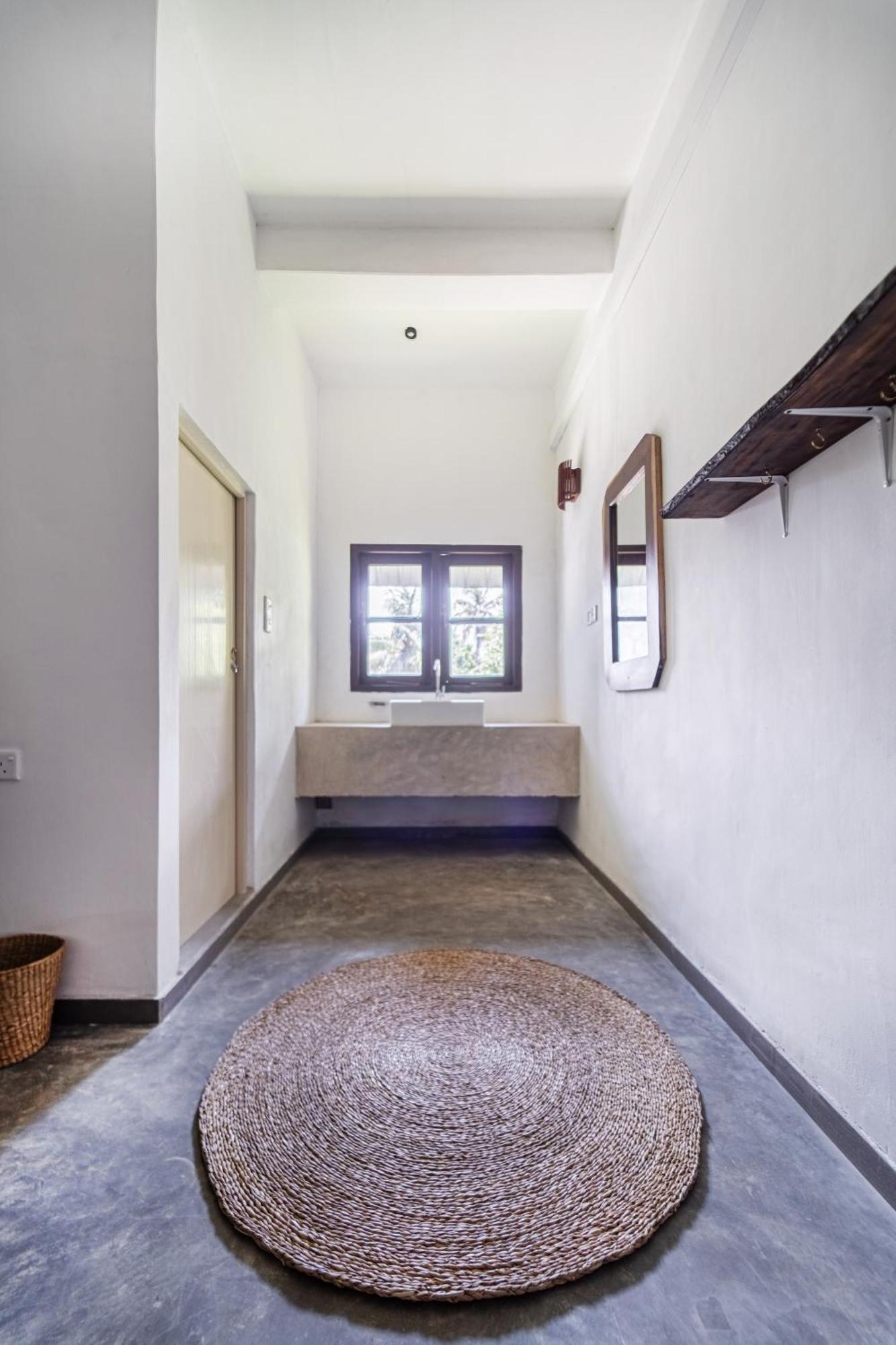 Drifter - Rooms & Food Midigama East Exterior foto