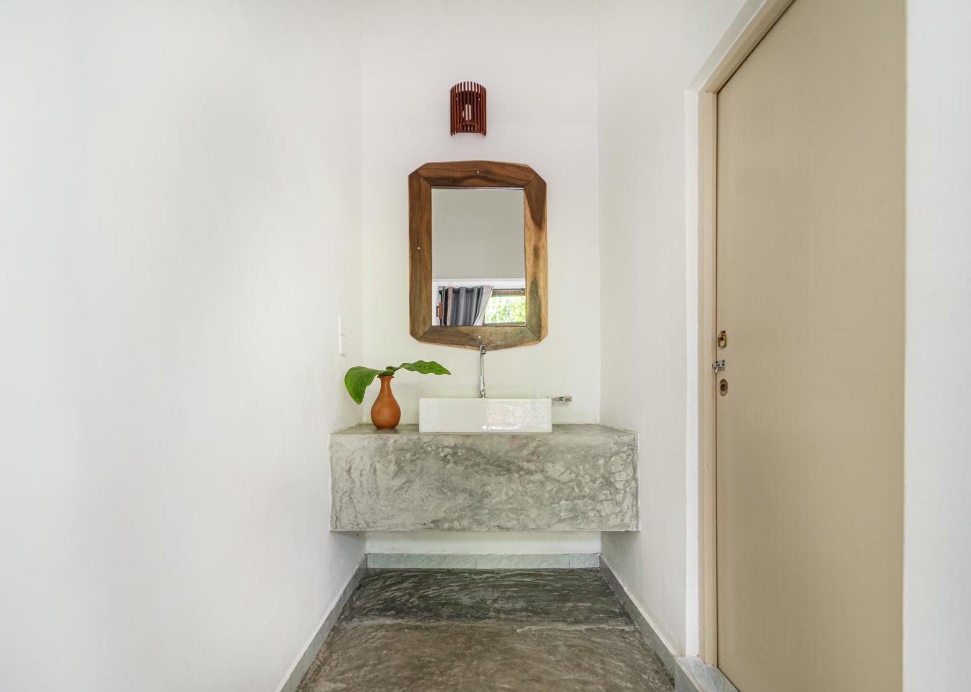 Drifter - Rooms & Food Midigama East Exterior foto